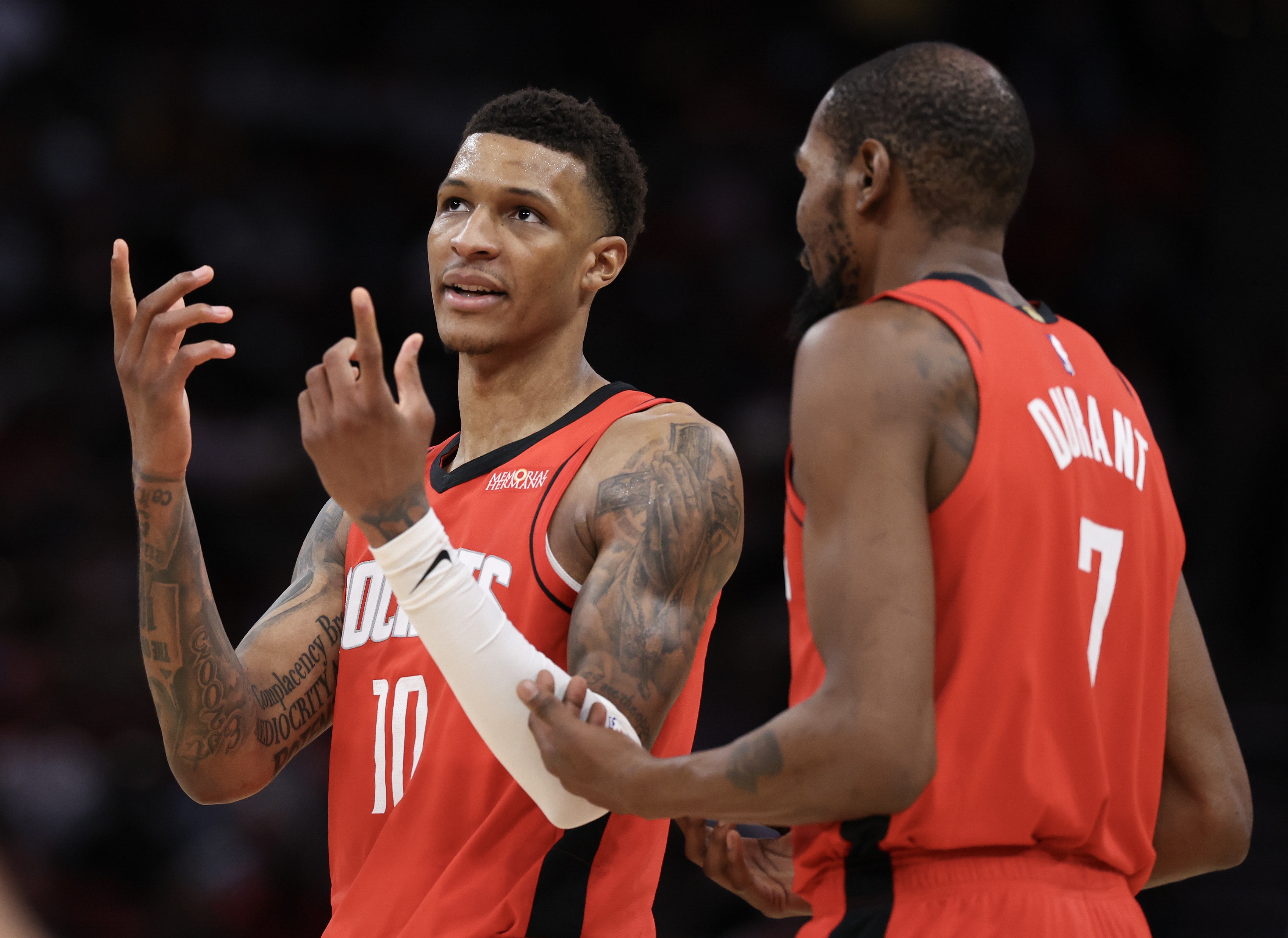 NBA直播-小贾三分10中1！夹KD无限放空小贾 空间差&amp;无发牌手导致逻辑闭环