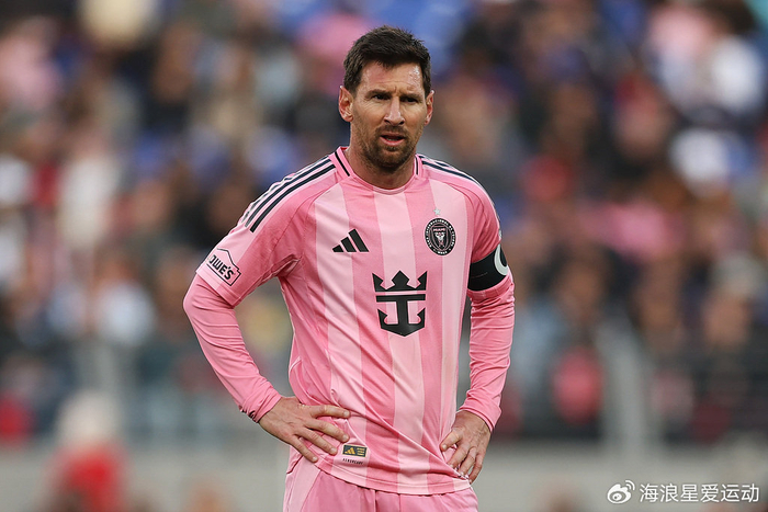 体育赛事视频直播-梅西冲击900球,比C罗场次更少、更年轻!阿扎尔:他是历史最佳!|莱昂内尔·梅西|埃登·阿扎尔|克里斯蒂亚诺·罗纳尔多|足球|里程碑_新浪新闻