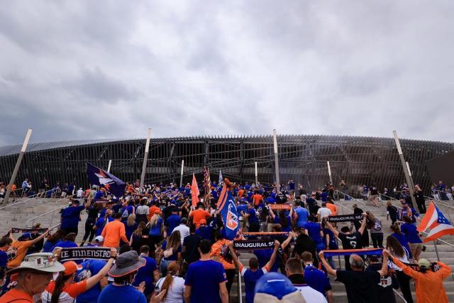 足球直播-美国职业足球的神奇逻辑:先搞球场 后组球队